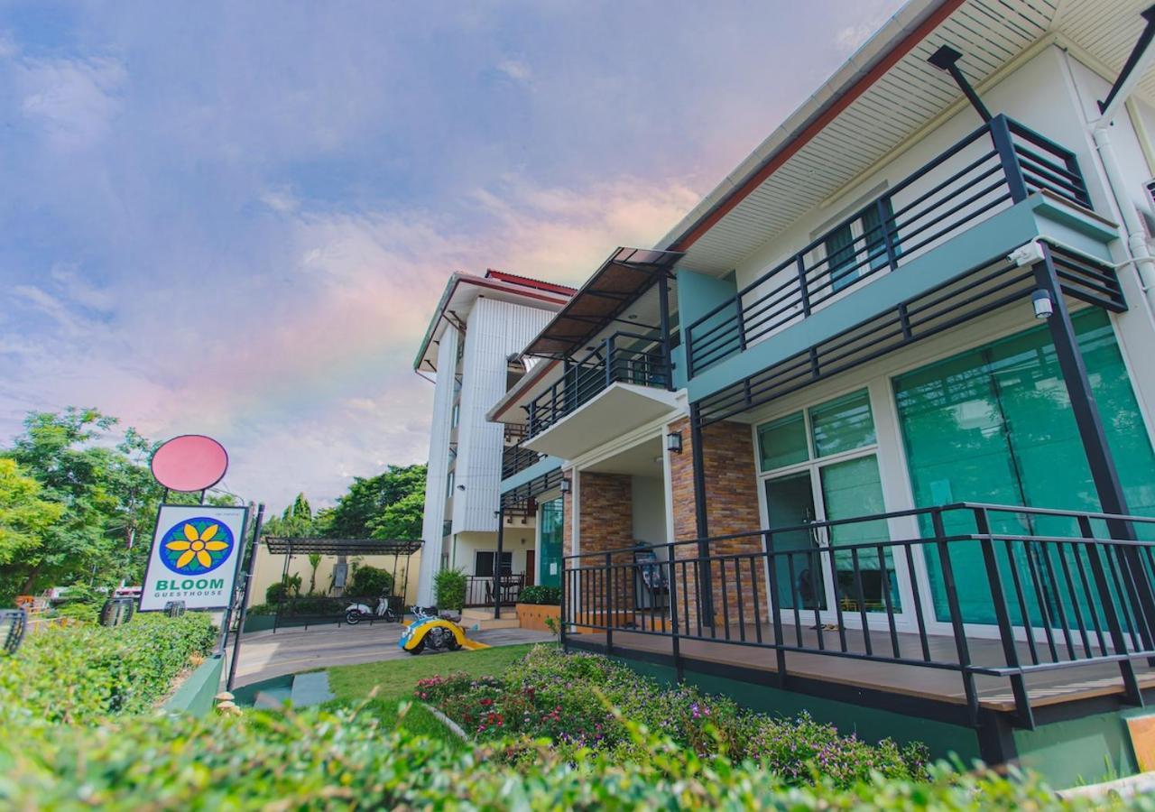 Bloom Guesthouse 치앙마이 외부 사진