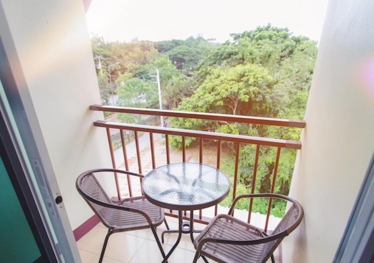 Bloom Guesthouse 치앙마이 외부 사진
